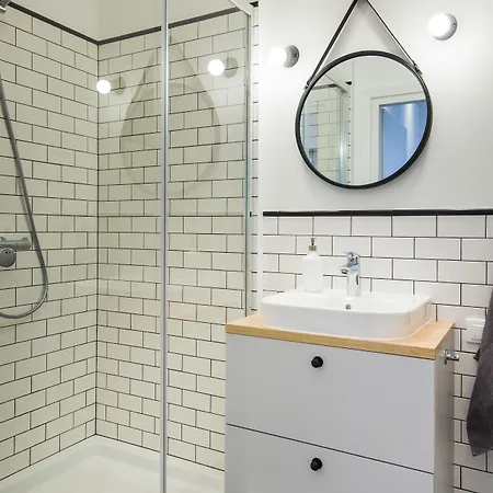 Shortstaypoland Niepodleglosci